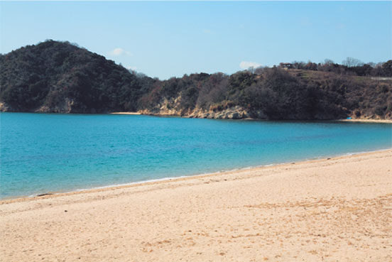◎海水は日本の渚百選にも選ばれた美しい海岸から取水されます。